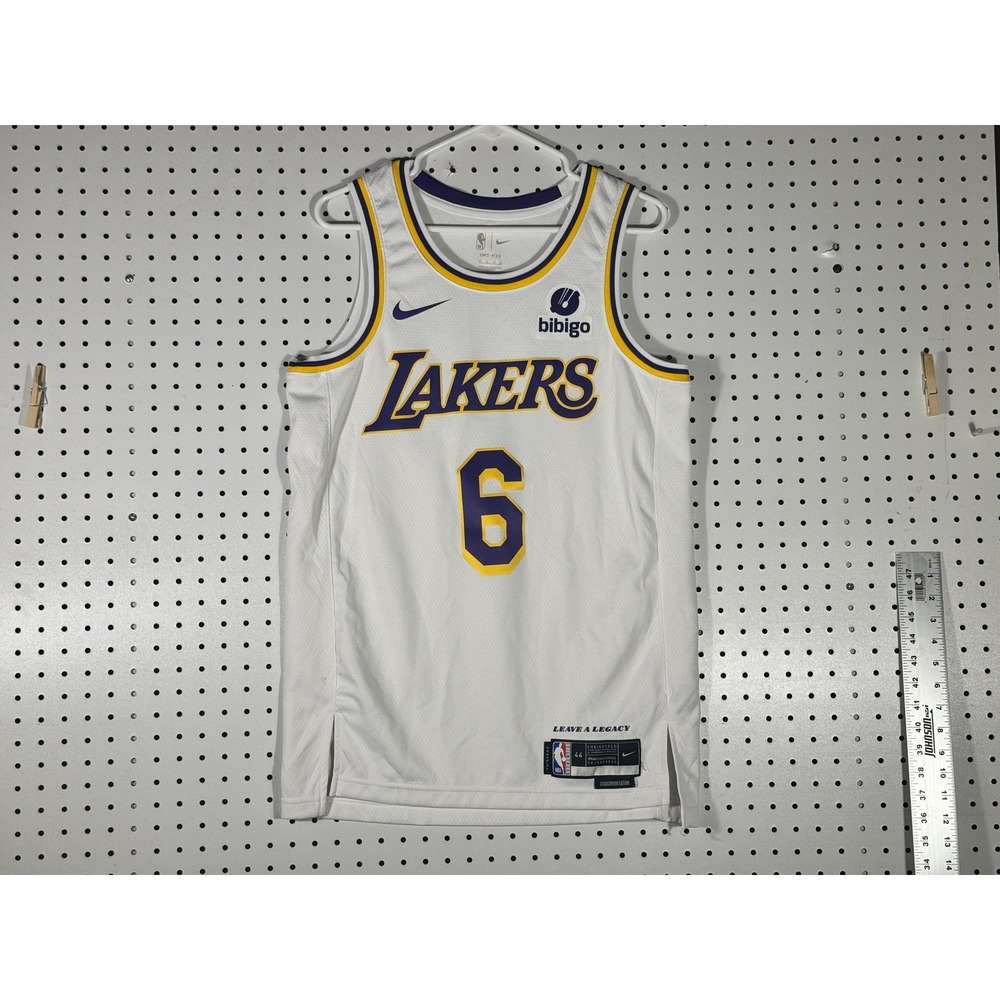 Nike LeBron James Lakers Jersey White Association Edition 6 Mens Size 44 Medium